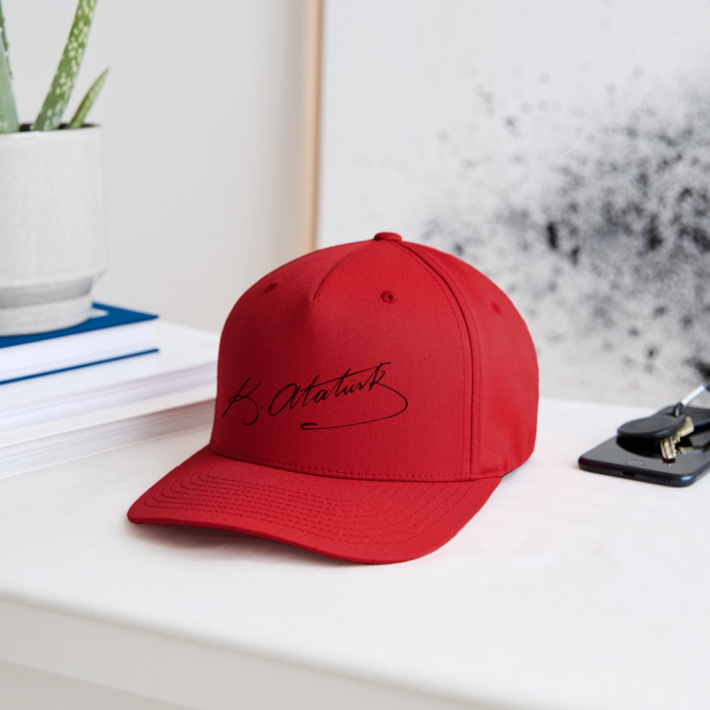 Die exklusive Atatürk Signature Flexfit Cap - Rot