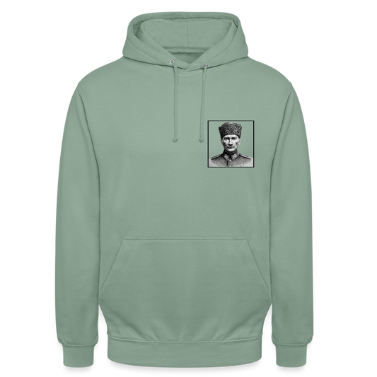 Atatürk Heritage Hoodie – Stolz. Stil. Geschichte. - steel green